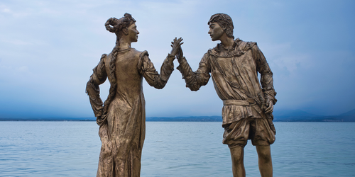 How We Remember Stories disp image