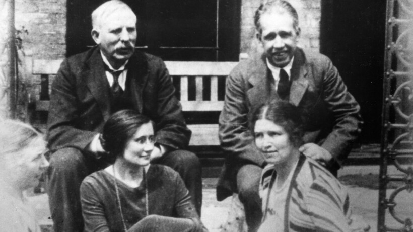 Mary Rutherford “Why would you expect me to remember that?” Thomas Kuhn and the uses of ...