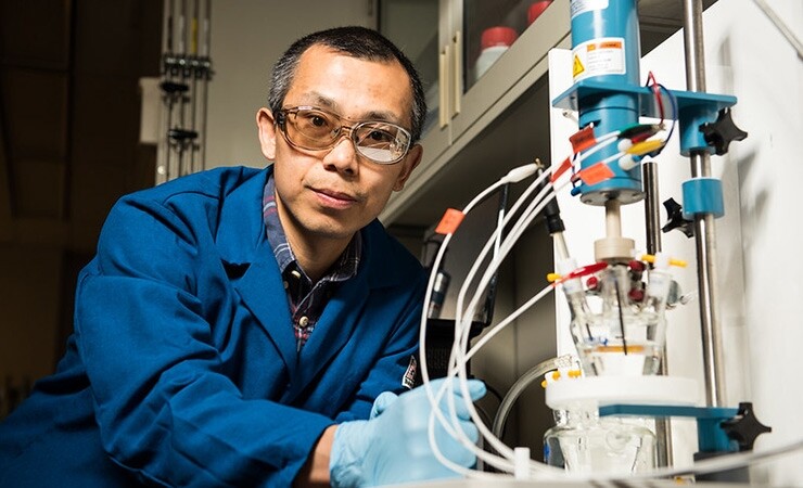 Yuyan Shao, a researcher at Pacific Northwest National Lab, tests a fuel cell catalyzer&nbsp;material that doe not employ platinum-group metals. 