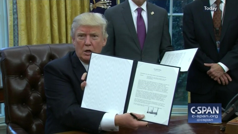 trump-immigration-eo.jpg