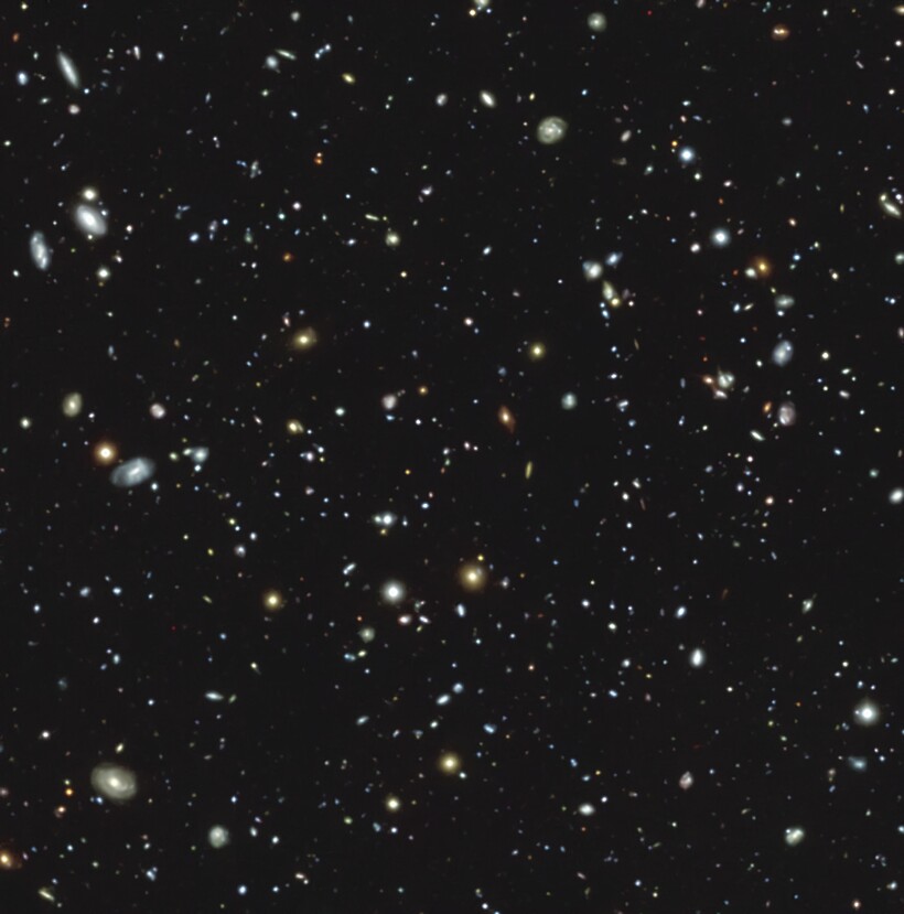 The Hubble Ultra Deep Field seen with MUSE