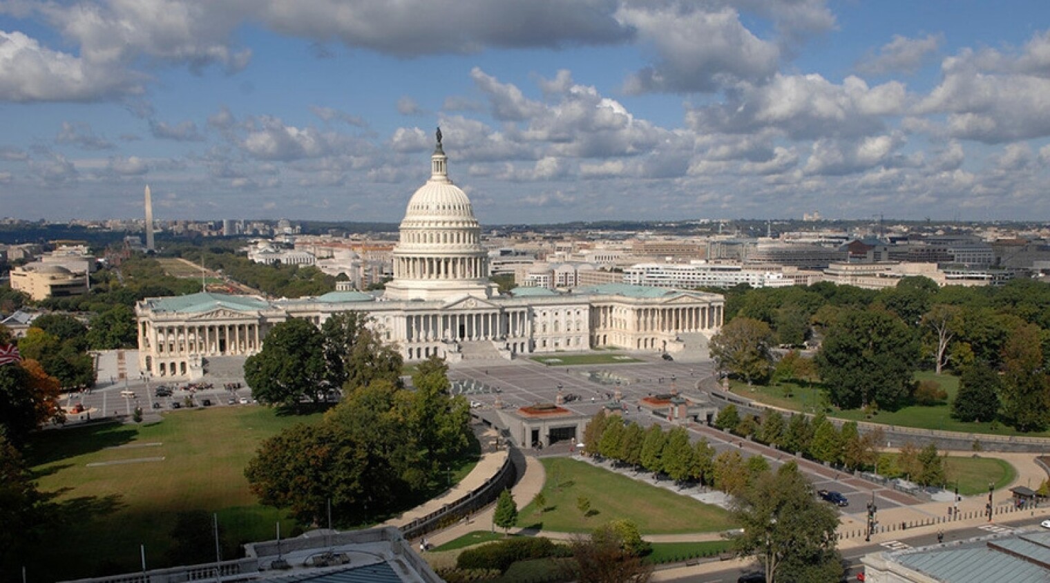 US Capitol aerial shot