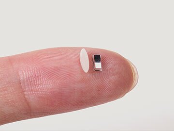 Tiny, Light-Activated Pacemaker lead image