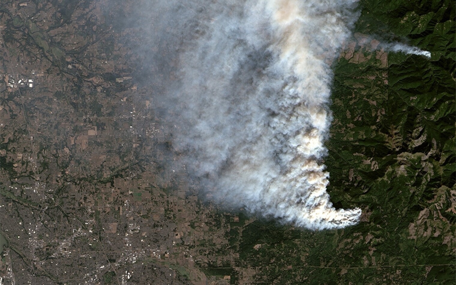 Satellite image of the Nakia Creek wildfire