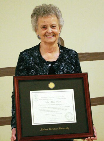 reed-lois-marie-service-award.jpg