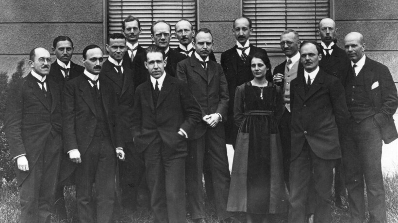 Bonzenfreie Kolloquium group crop