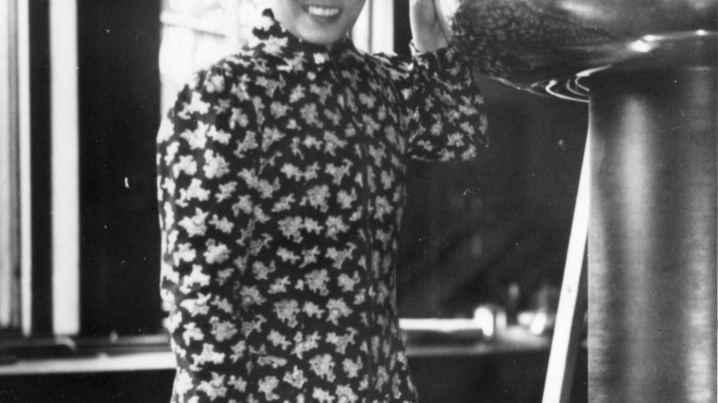 Jackie Rector Women in the Physical Sciences - AIP.ORG