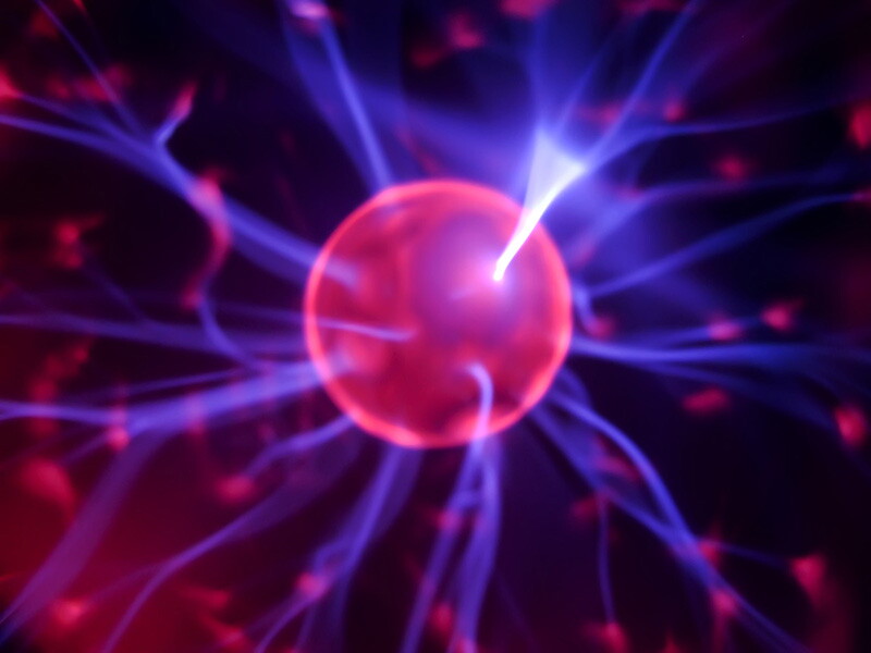 Brain Cell Component Connections, Inside and Out