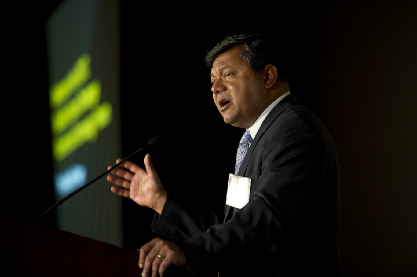 Threatened energy research program gets high marks - Physics Today
