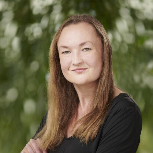 Ashley Piccone - AIP.ORG