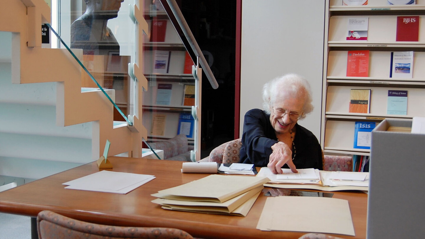 Photo: AIP.ORG Nancy Grace Roman at AIP NBL