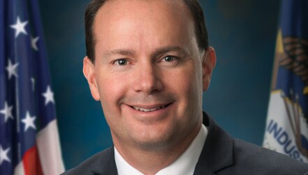Mike_Lee,_official_portrait.jpg