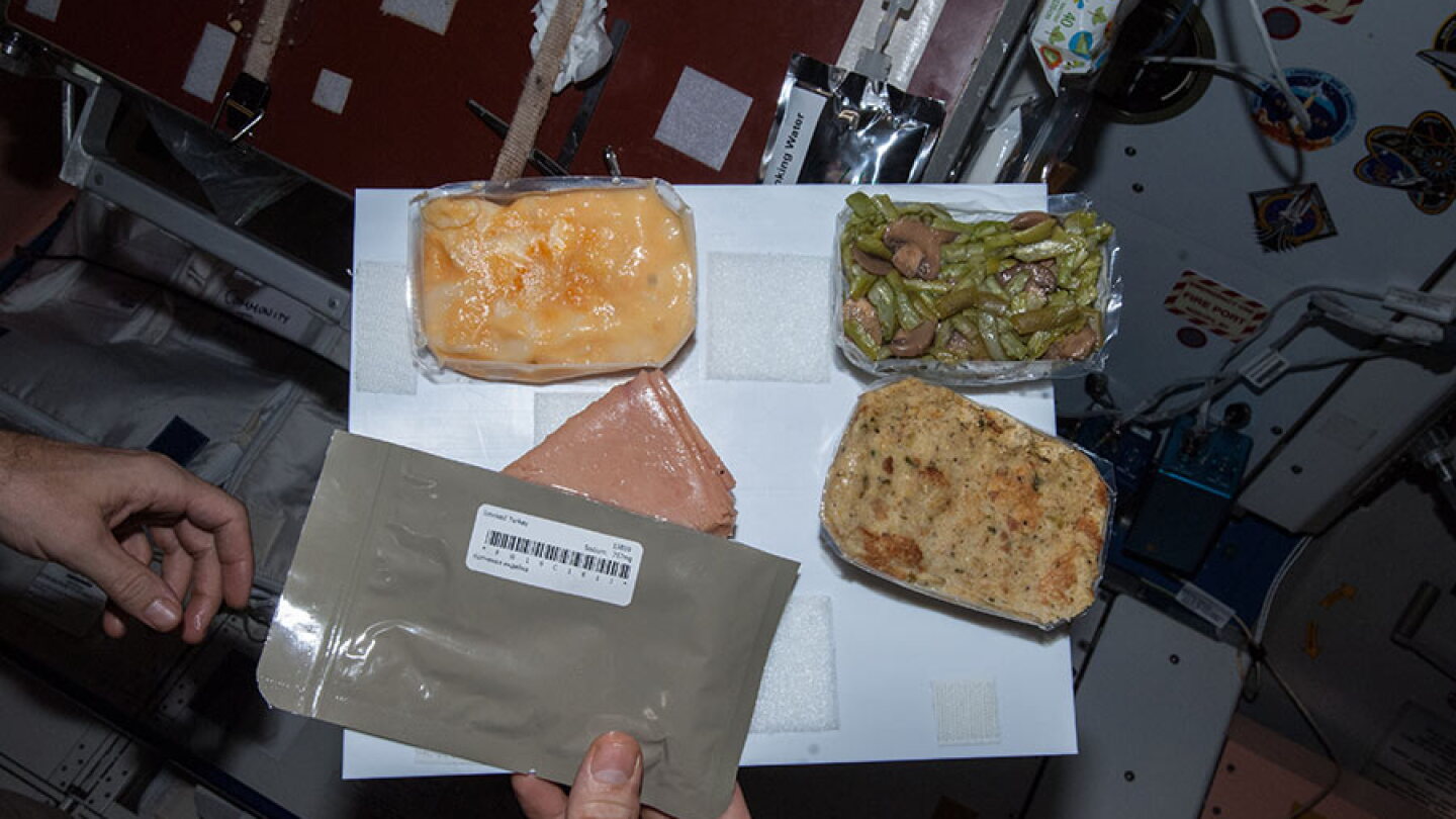 Mars Cooking The Science Behind Feeding a Mission to Mars - AIP.ORG