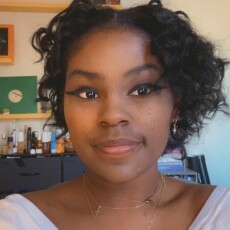 Phoenix-Avery_Sarian_tut_2025_scholar.jpg