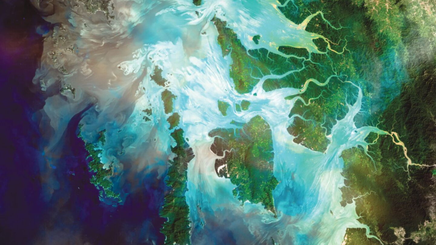 Exploring two centuries of the science of water - Physics Today