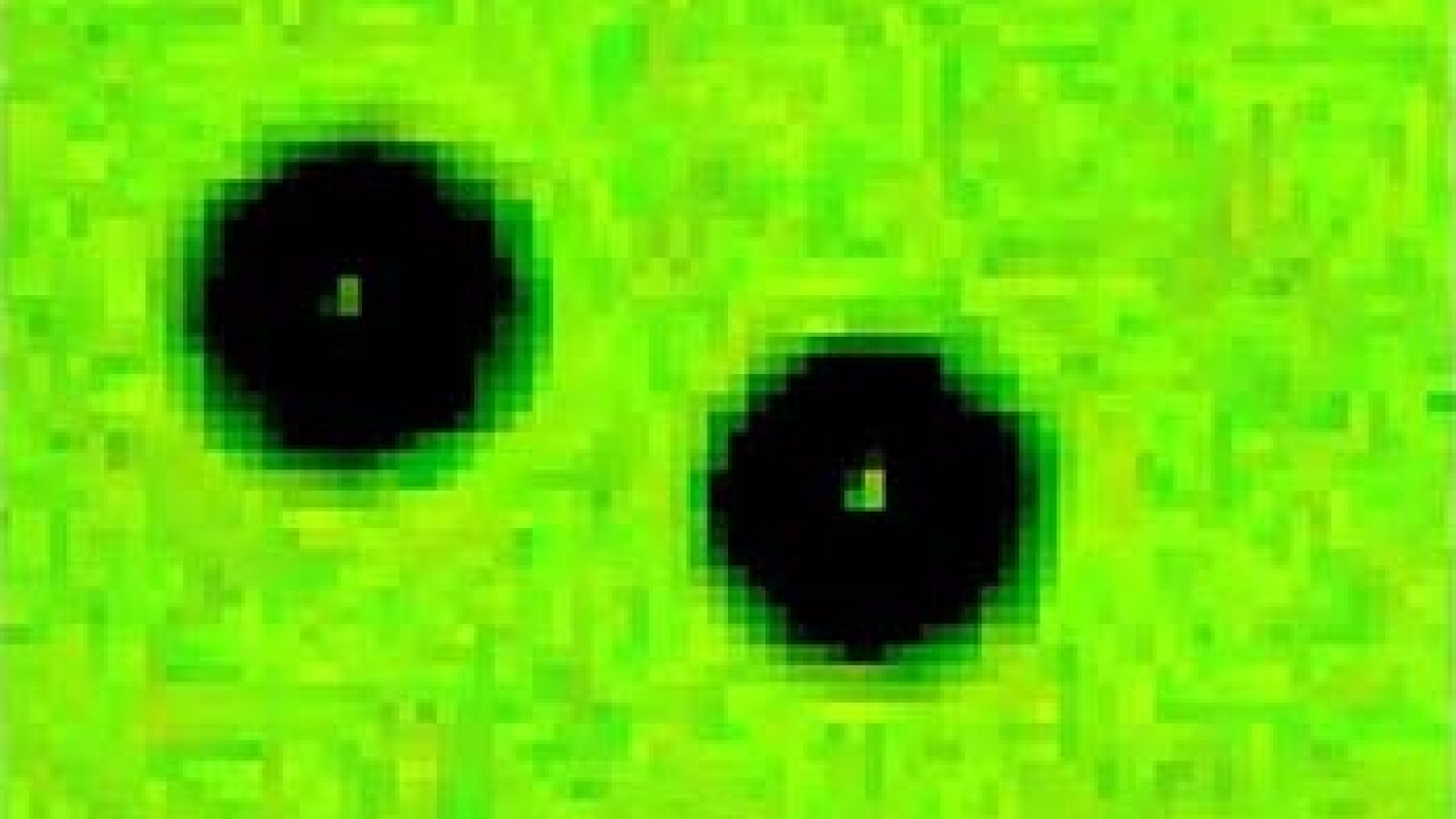 Flashlight Particles Particles dance in the laser light - Physics Today