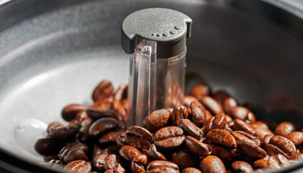 Water Reduces Ground Coffee's Charge disp image